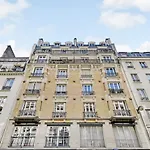 Freshly Renovated Apartment In The Heart Of Paris